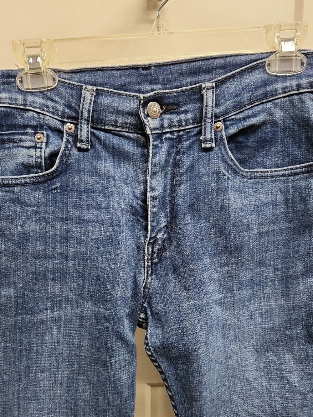 Levi's 511 Slim Straight Jeans in Medium Blue